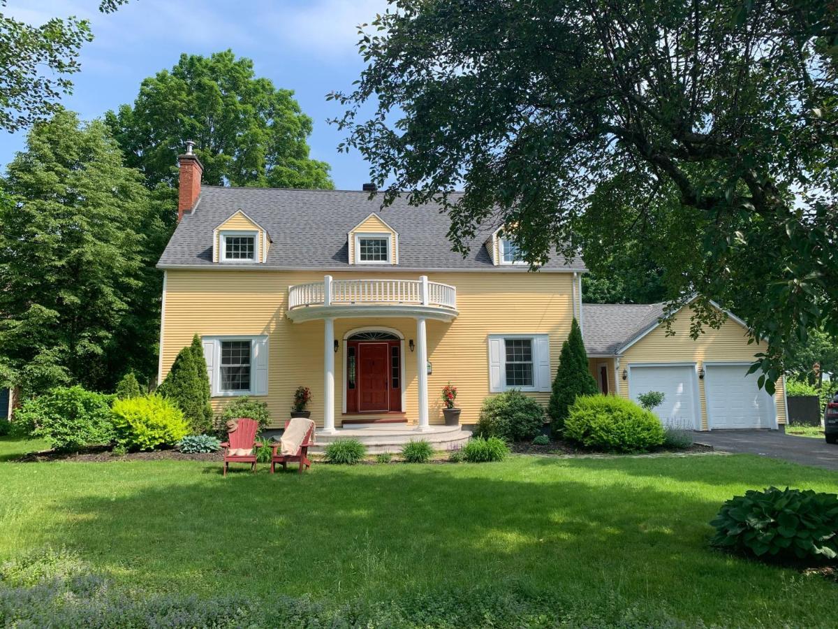 Bed and Breakfast Manoir Alegria Cowansville Exterior foto